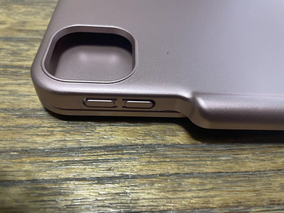 Wireless Keyboard for ipad 11” Pink Backlit - Image 4 of 4