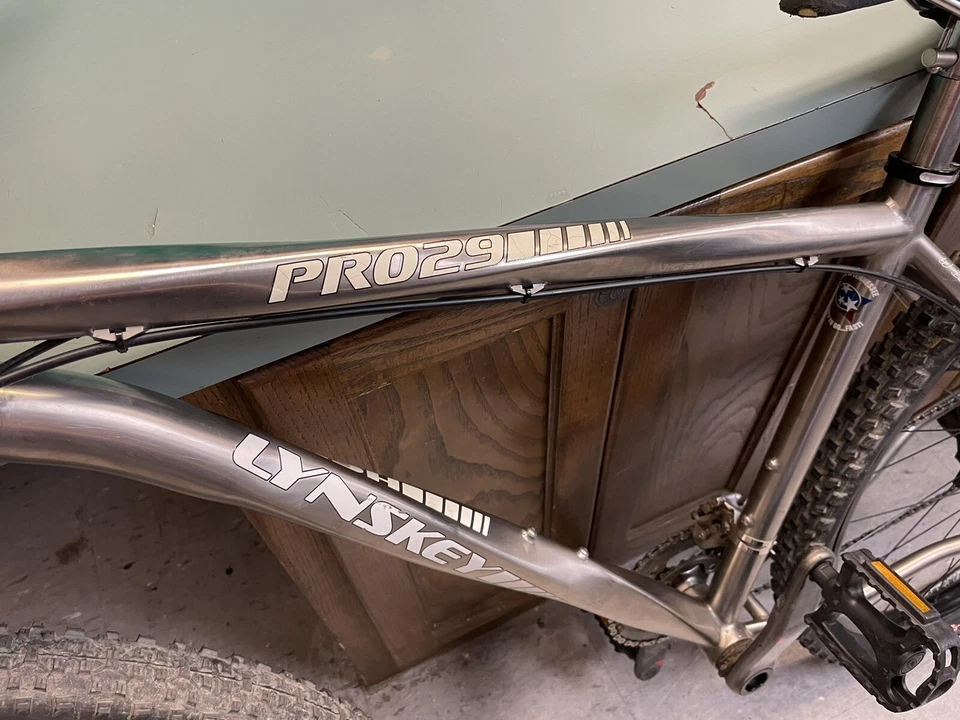 Lynskey PRO 29 HELIX - CANNONDALE LEFTY FORK - 18” - Image 2 of 4