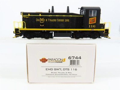 HO Scale Broadway Limited BLI 6744 DTS EMD SW7 Diesel Switcher #116 - Paragon4