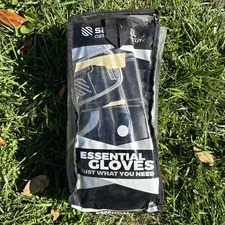 Sanabul Essential Gel Boxing Gloves – 20oz (Black/white)