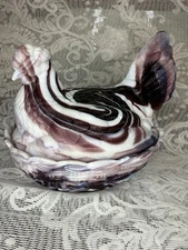 XL 1970s Purple Slag Glass Hen On Nest Covered Dish Unmarked