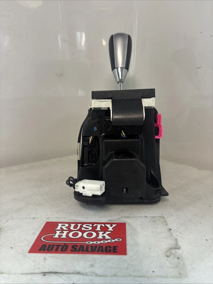 2006 Dodge Charger Shifter Assembly w/autostick 04779388AF - Image 4 of 4