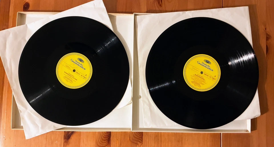 Mahler, Berliner Phil, Herbert von Karajan Deutsch Grammophon 2707 081 Box Set - Image 4 of 4