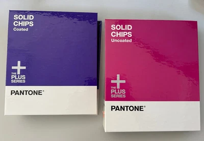 PANTONE - The PLUS Series – Solid Chips Coated & Solid Chips Uncoated Binder Set - Bild 1 von 4
