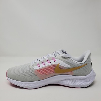 【23.5】WMNS AIR ZOOM PEGASUS 39 WIDE Nike Air Zoom Pegasus 39 Women's Size 9.5 White Wheat Gold DH4072