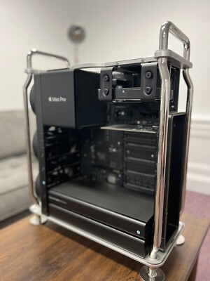 Apple 2019 Mac Pro 3.5GHz 8-Core Xeon W 32GB 9TB AMD Radeon Pro