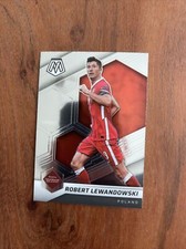 2021-22 Mosaic Road to World Cup Base #51 Robert Lewandowski - Poland