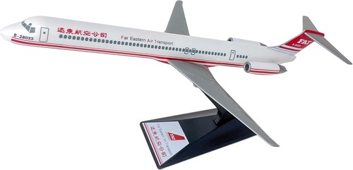 MD-82 MD-80 Far Eastern Air Transport FAT 1/200 Scale Model - Flight Miniatures - 第 2/4 張圖片