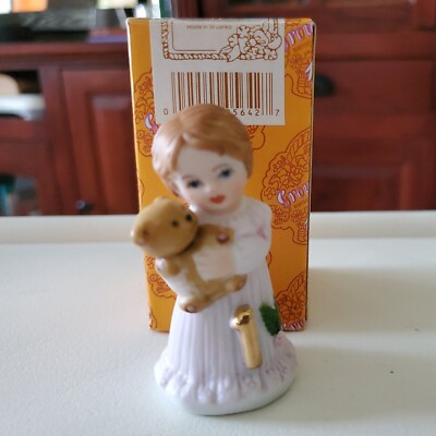 Enesco Growing Up Girl Brunette Figurine Age 1 E-9525 Birthday Figurine