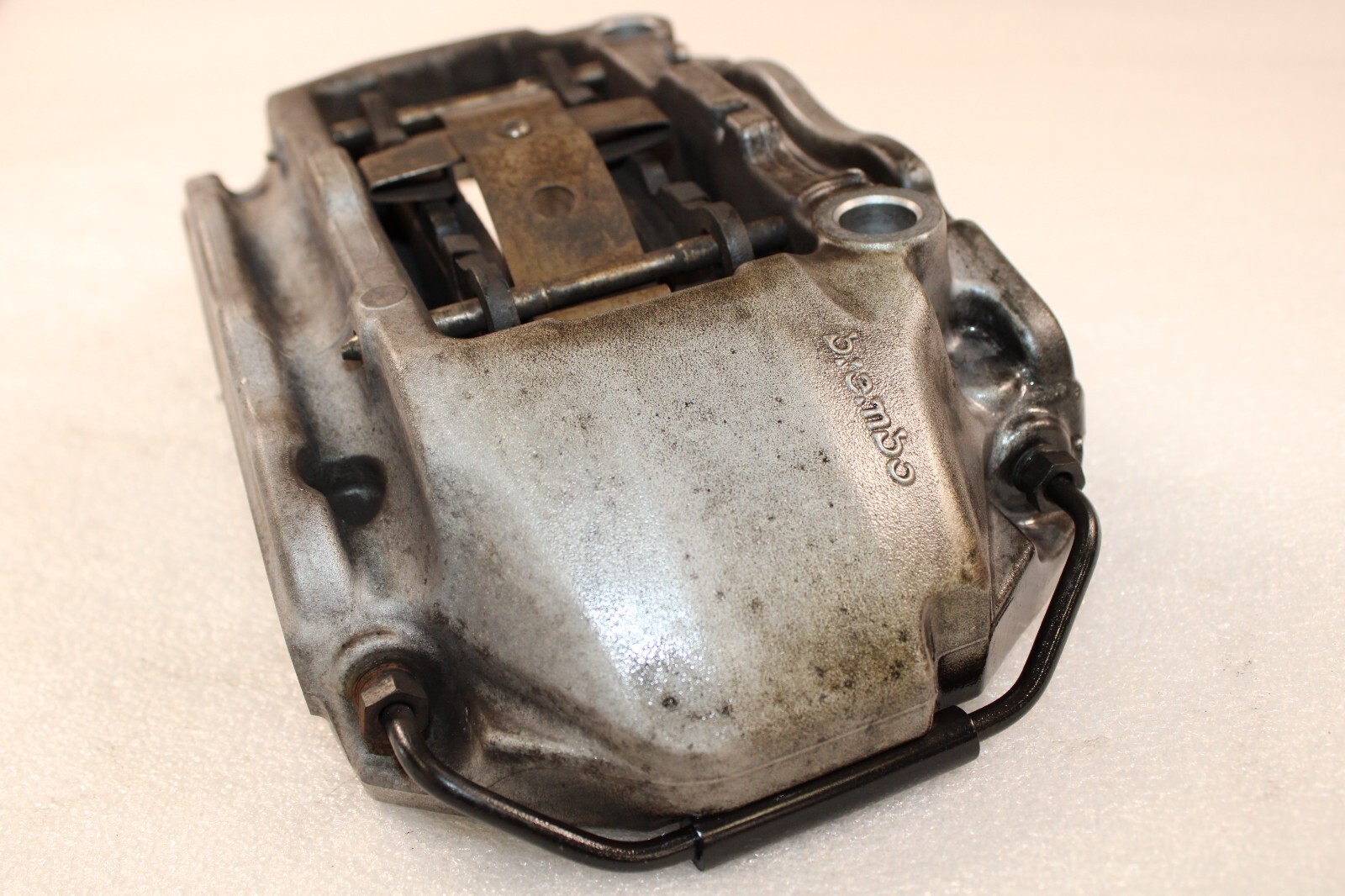 2016 Maserati Ghibli, RH, Front Brake Caliper, Grey, Used, P/N 670034946