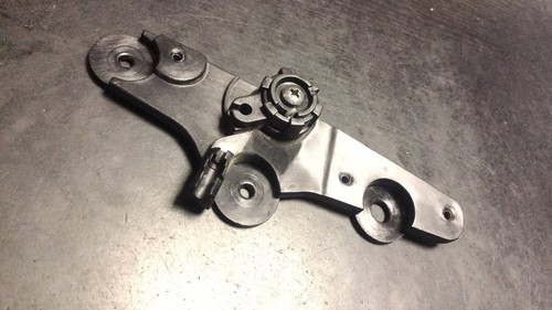 BMW 3 E90 E91 E92 Motorhaube Haube Kabel Halterung 7071707