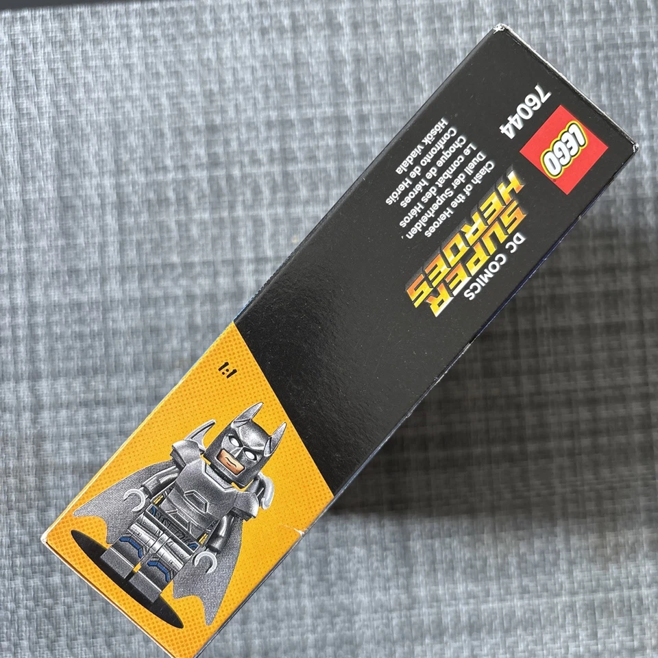 LEGO DC Comics Super Heroes. 76044. Clash of the Heroes. Neuf Et Scellé Batman - Photo 3/4