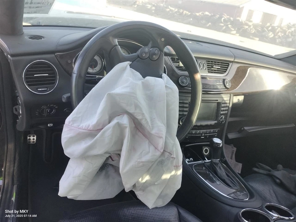 右后降低控制臂 2113500306 2006 MERCEDES-BENZ CLS55 — 第 3/4 张图片