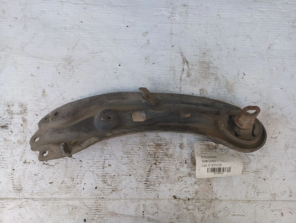 Задний правый нижний продольный рычаг для пассажира от 2008 Dodge Avenger 1998883 - Изображение 2 из 4