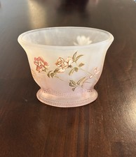 CROSCILL RIDGEWOOD FROSTED PINK ROSE FLORAL TOOTHBRUSH HOLDER