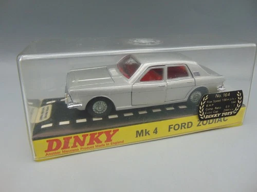 DINKY 164 FORD ZODIAC MK4 - ORIGINAL VINTAGE MODEL