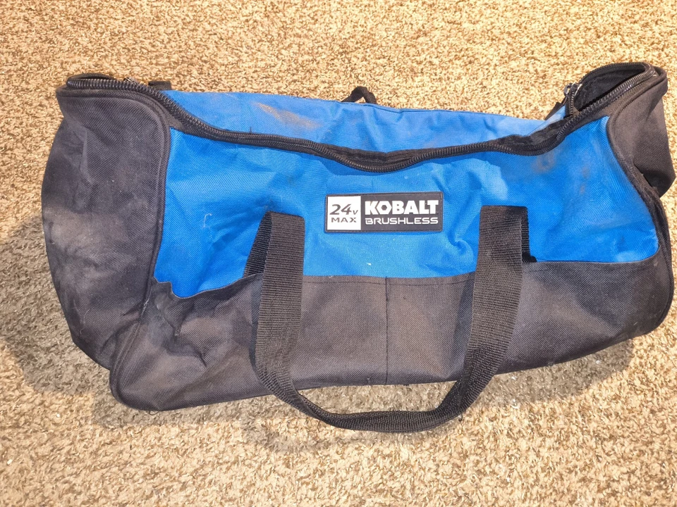 Paquete de herramientas Kobalt 24v. 5 herramientas con cargador y bolsa. No incluye baterías Foto 2 de 4