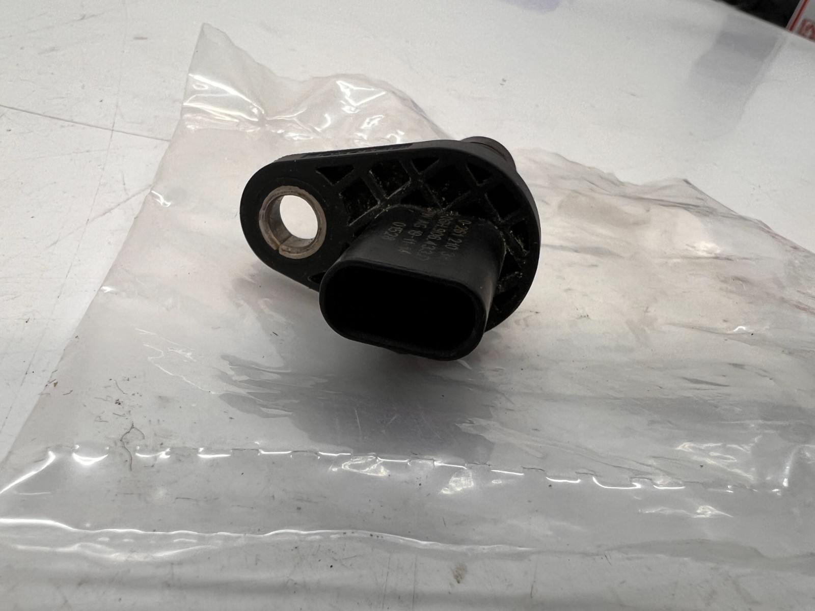 LAMBORGHINI AVENTADOR LP770 SVJ IMPULSE SENDER CRANKSHAFT SENSOR OEM 06H906433D
