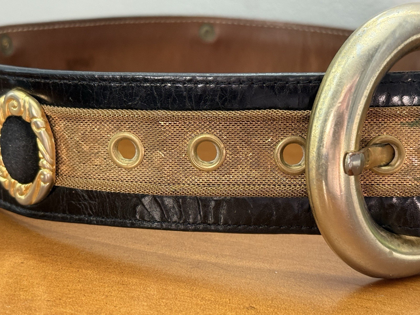 VTG Streets Ahead Gold Metal Mesh Chainmail Black Leather Belt Santa Monica CA