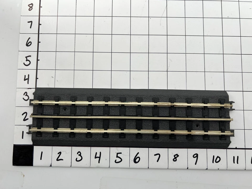 MTH O Gauge Straight Track Good Condition - Image 4 of 4
