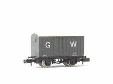 Graham Farish N Gauge 2304 10 Tons Single Vent Van 95677 In GWR Dark Grey Livery