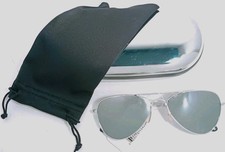Aviator Sunglasses With Silver Frame And Full Silver Mirrored Lenses.