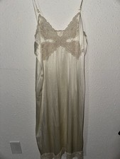 VTG Vanity Fair Nightgown 40TT Off White Lace Butterfly Front Full Slip USA 80s