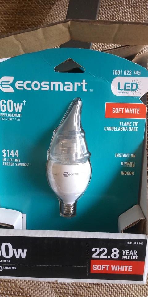 Ecosmart 60w Watt Led Medium Base Soft White Flame Tip Candelabra Base 4 LOT - Image 2 of 3