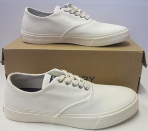 sperry captain cvo white