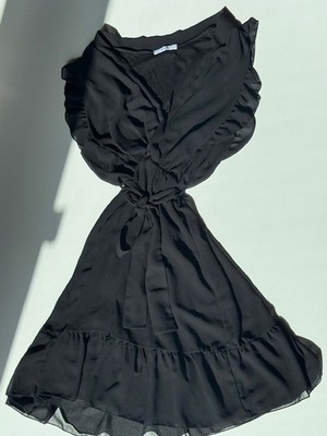 Haily's Black Women's V-Neck Ruffled Dress Size Medium W/ Removable Belt