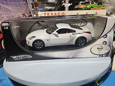 Nissan 350Z ホワイト 1/18スケール VINTAGE Hot Wheels Nissan 350Z Metal Collection White NISMO