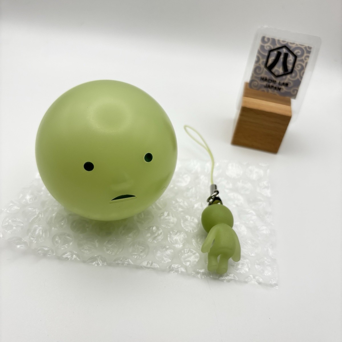 SMISKI Series 1 Strap Accessories Sitting Capsule Toy Gashapon