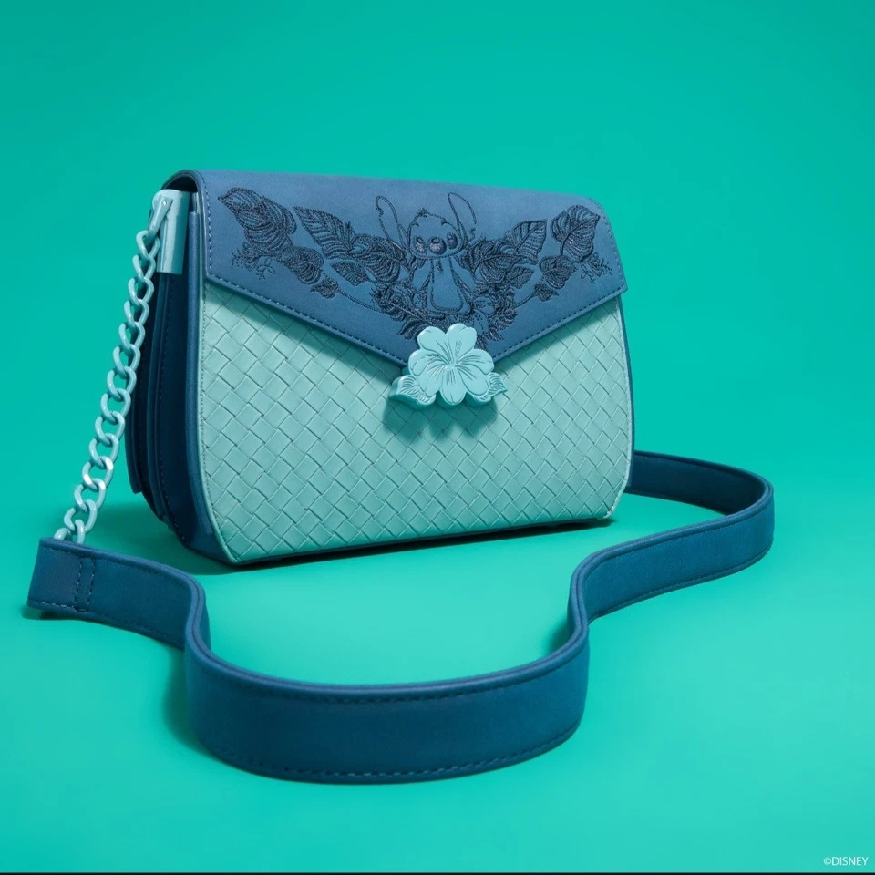 Bandolera Loungefly Lilo & Stitch bordada Foto 2 de 4