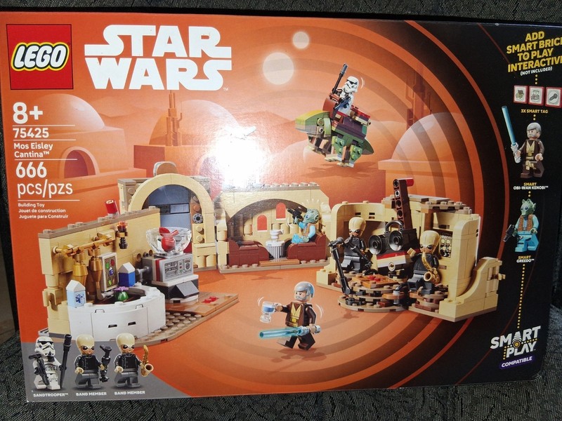 LEGO Star Wars SMART Play: Mos Eisley Cantina Toy Building Set, 75425, 8+, New!