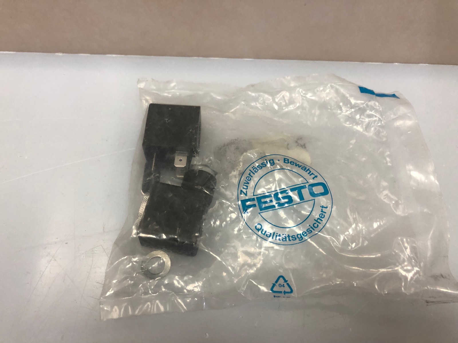 2 Pcs New in Box Festo MSFG-24/42-50/60 Solenoid Coil 24/42V 50/60Hz – 4527