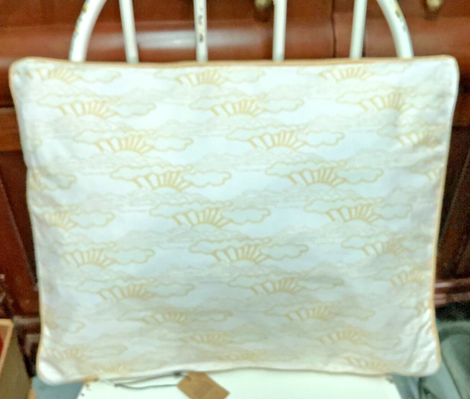 NIP NWT Baby Nursery Lumbar Throw Pillow Cover w/ Insert Yellow Hot Air Balloon - Image 3 of 4