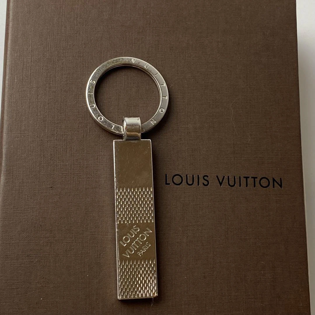 Louis Vuitton Keychain Charm KeyHolder Silver Logo Square Type 11 × 1.5 cm  Men