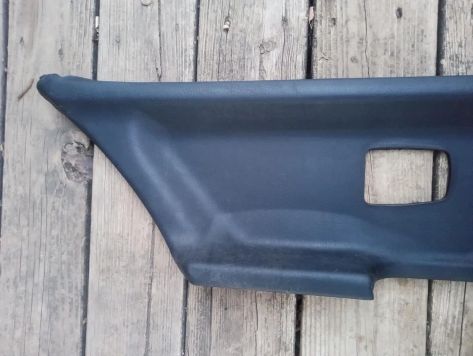 Inserto de puerta lateral izquierda del conductor BMW E36 318i OEM negro 1994-1999 Foto 3 de 4