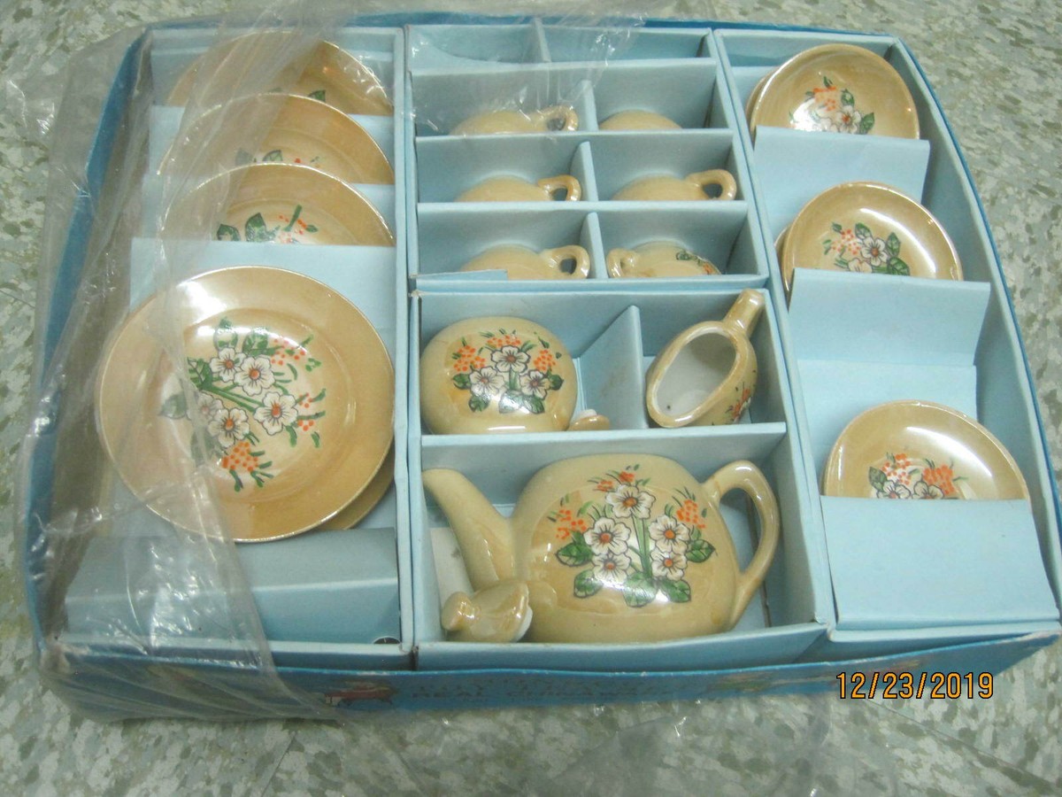 おちゃいふ Vintage Japan porcelain 23 pc Child's Tea Set mustard