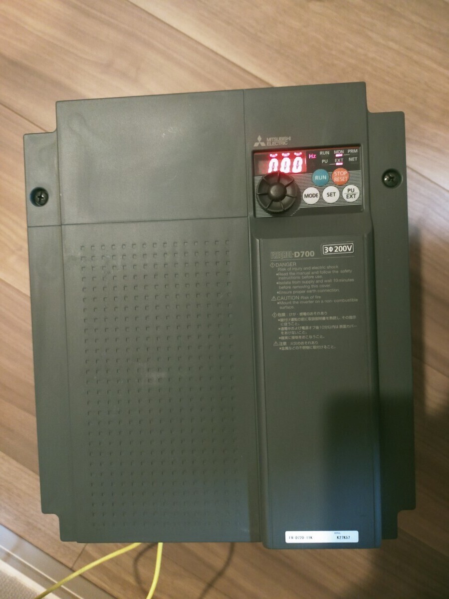 MITSUBISHI FR-D720-11K Compact inverter Checked to make sure MITSUBISHI FR-D720-11K Compact inverter Checked to make sure