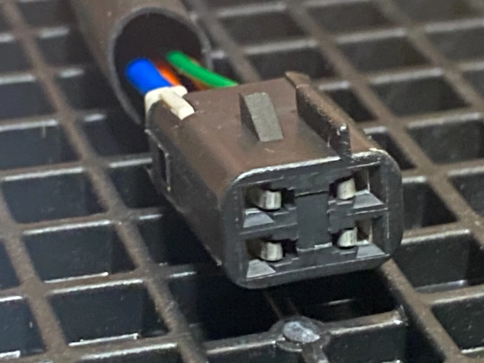 Victory 摩托车 2521169-D 燃油泵 博世 F01R00S088 -- 全新 原始设备制造商 — 第 3/4 张图片