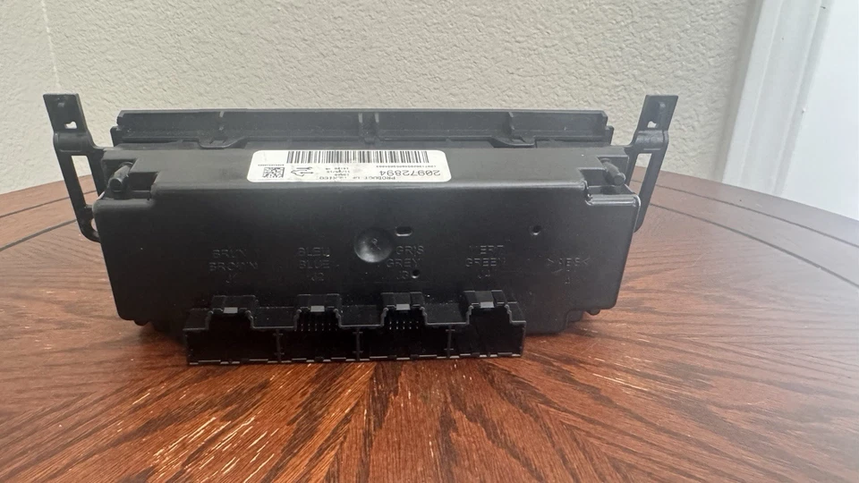 Panel de control de clima GM 20972894 OEM no probado Chevy Express Savana 08-17 Foto 3 de 4