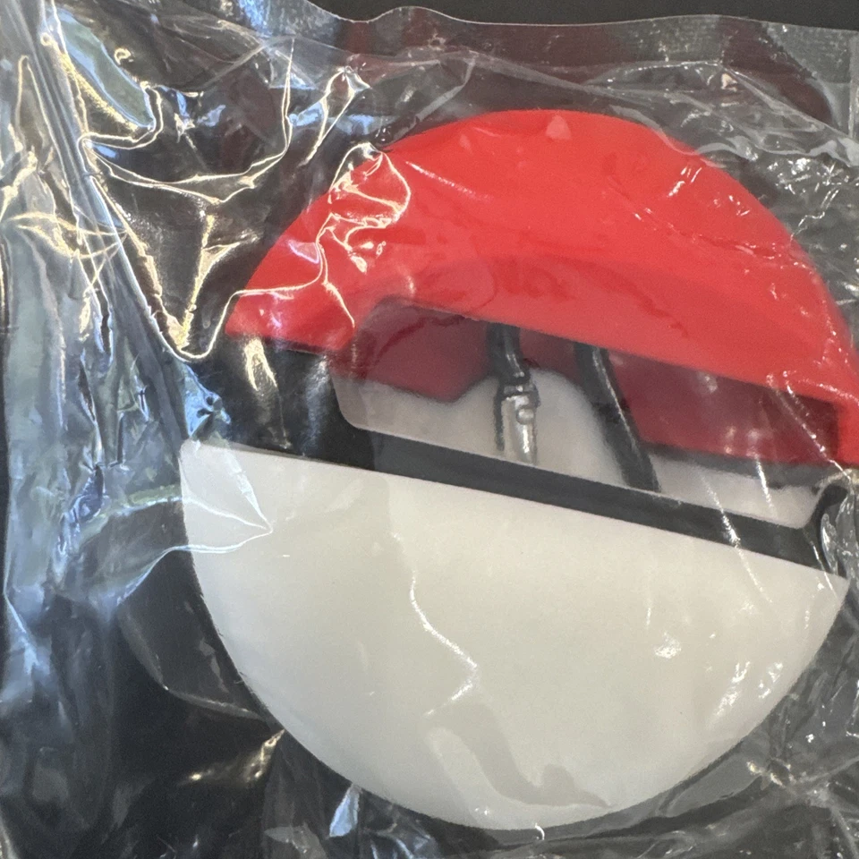 Pokemon Pokeball Apple Airpod Pro Case Silicone Case Cover - Image 4 of 4