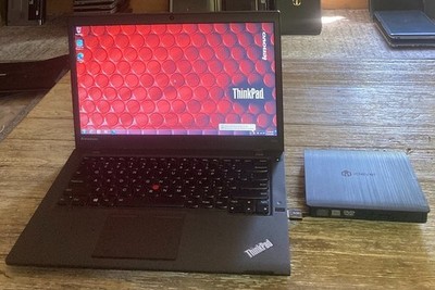 Thin 14.1'' Lenovo T431s Laptop Windows 7 Pro i5 2ghz 8gb 250gb DVDRW BLit Kboard