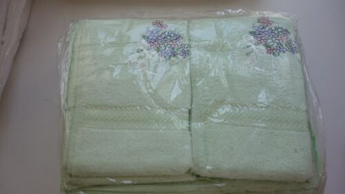 Bath Towel Set Silky Touch 100% Cotton 4PC Light Green w/ Floral Embroidery New - Picture 1 of 11