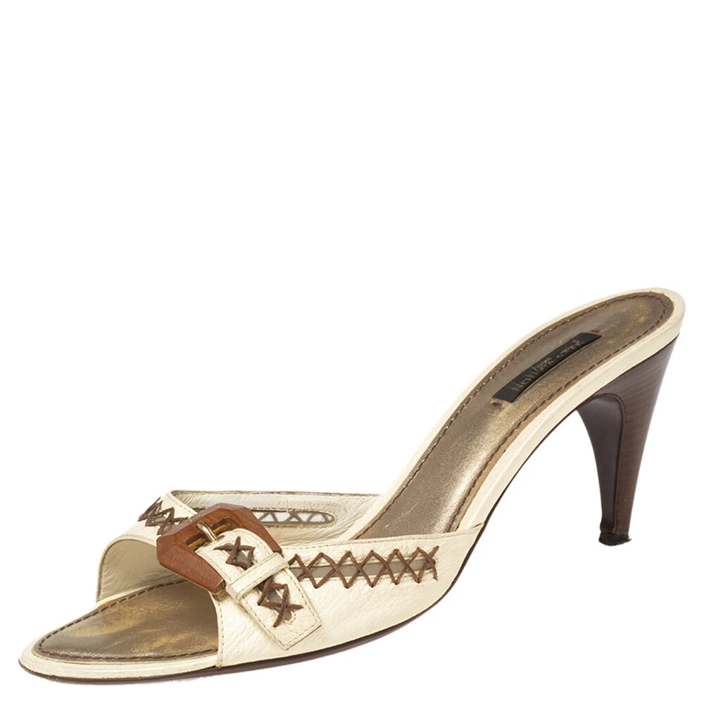 Louis Vuitton Cream Leather Buckle and Whip Stitch Detail Slide