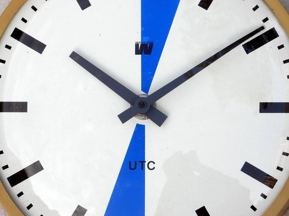 RELOJ ESCLAVO ELÉCTRICO MARINO BARCOS VINTAGE WESTERSTRAND SUECIA UTC Foto 4 de 4