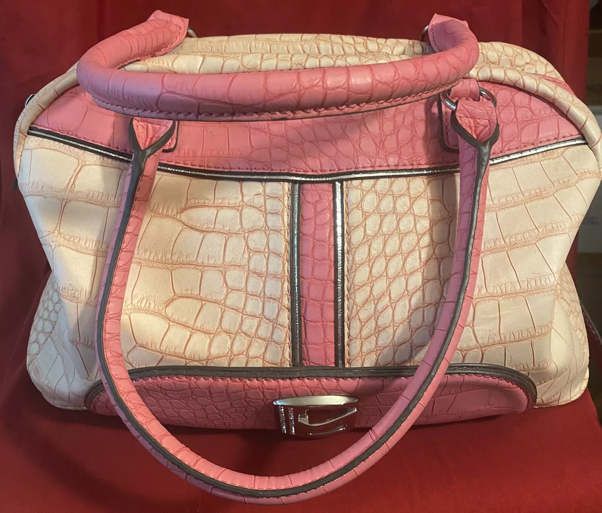 Guess overnight best sale travel bag