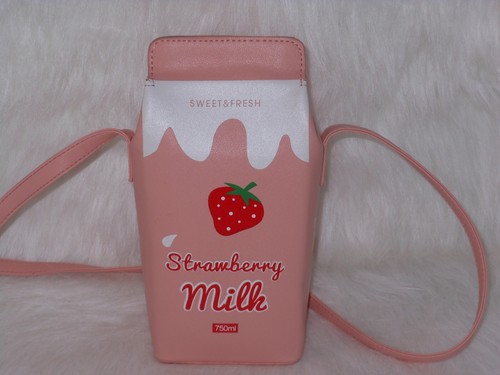 Strawberry Milk Clutch Bag - Picture 3 of 5