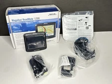 NEW Magellan RoadMate 1200 T Car Portable GPS Navigator System USA MAPS Traffic
